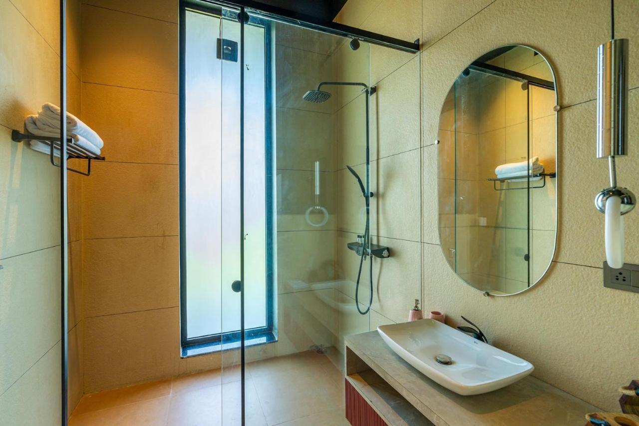 Stayvista'S Anantam - Luxury 4Br Villa With Huge Swimming Pool In Delhi New Delhi Extérieur photo