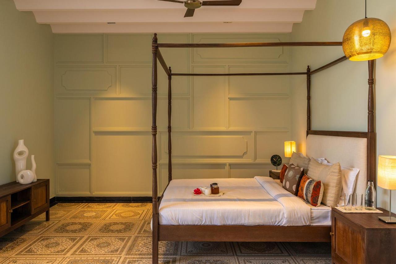Stayvista'S Anantam - Luxury 4Br Villa With Huge Swimming Pool In Delhi New Delhi Extérieur photo